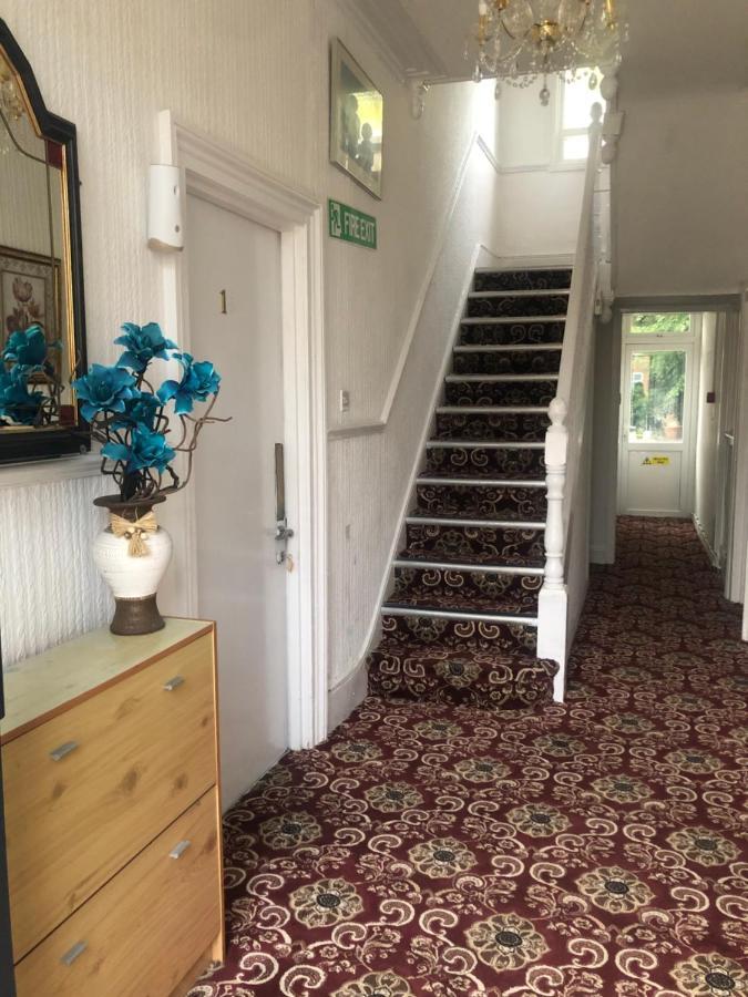 Saji Hotel Illford Ilford Luaran gambar
