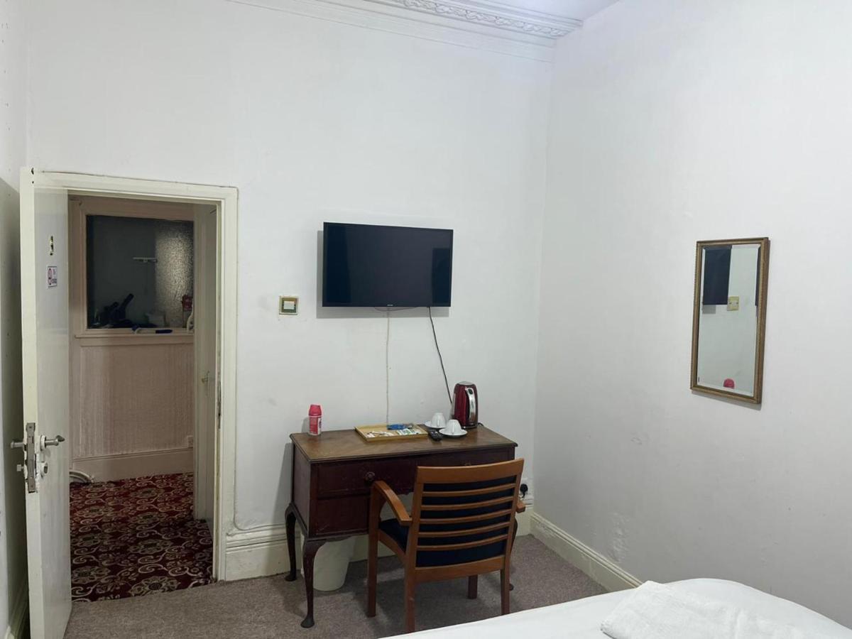 Saji Hotel Illford Ilford Luaran gambar